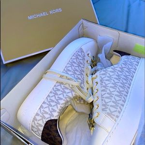 Michael Kors Sneakers